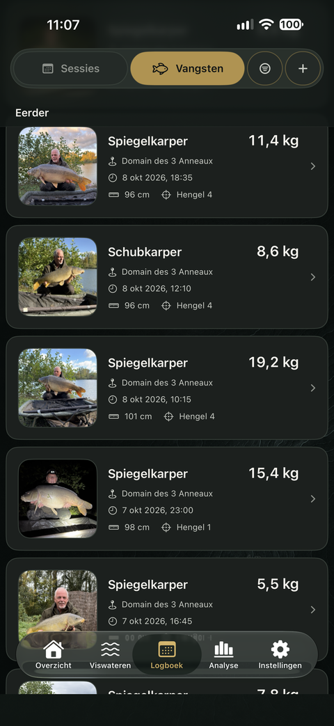 Actueel CarpAtlas V3-scherm met logboek